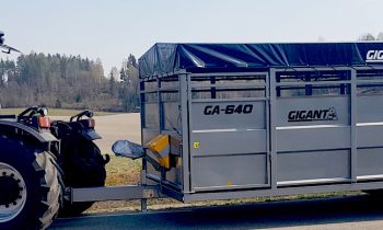 Front-door-Mustang-livestock-trailer-universe-group-livestock-trailers-cow-pigs-gyvuliu-pervezimo-priekaba-cattle-trailer-cow-trailer-animal-trailer-6-copy-35