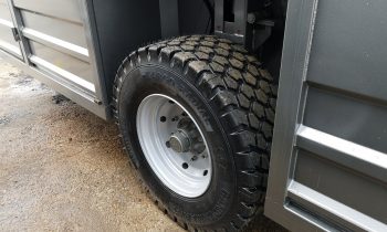 Mustang-livestock-trailer-universe-group-livestock-trailers-cow-pigs-gyvuliu-pervezimo-priekaba-cattle-trailer-cow-trailer-animal-trailer-13-350×210