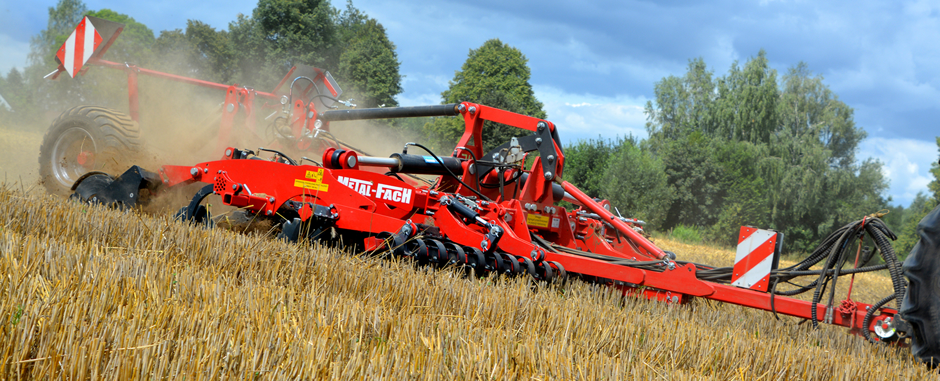 METAL-FACH U710 KRUK kultivaator (töölaius 4,5m, 6m, 7m)